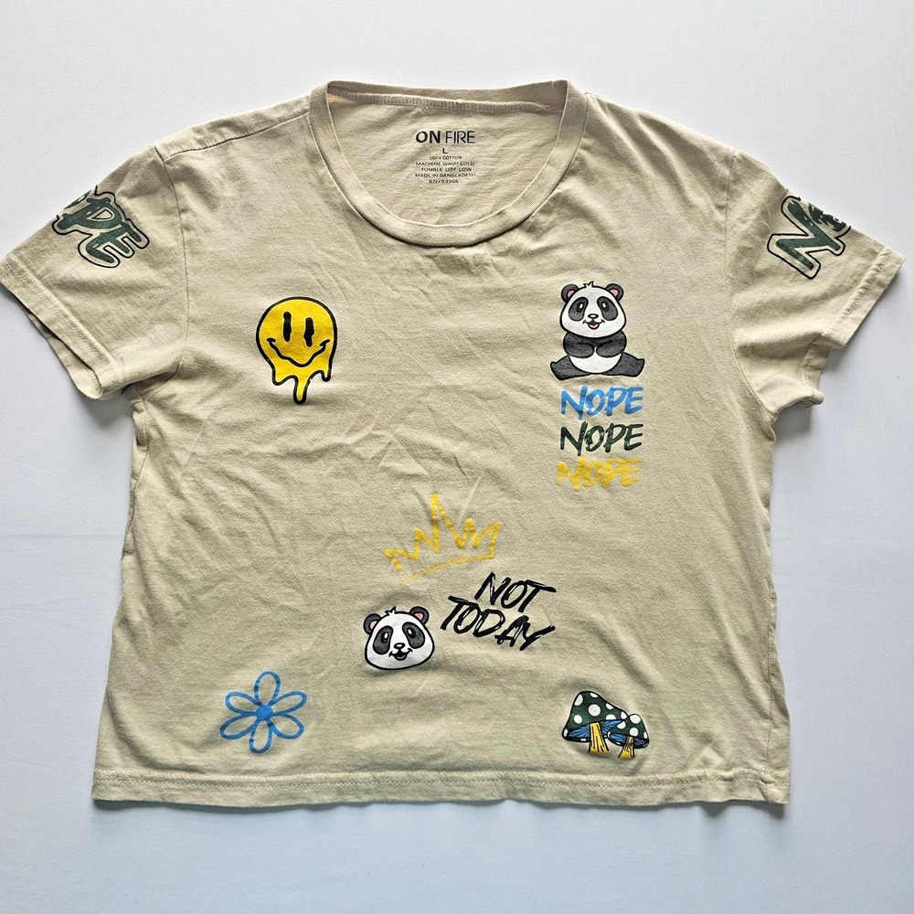 On Fire Graphic Panda Flowers Short Sleeve Tee Womens Size Large Casual - Picture 6 of 10